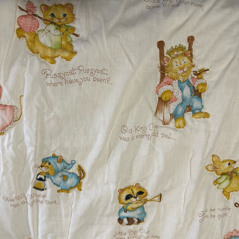 Vintage Baby Crib Quilt Newborn Nursery Rhymes Lightweight Size 32x48"‎ Yellow - Picture 5 of 5
